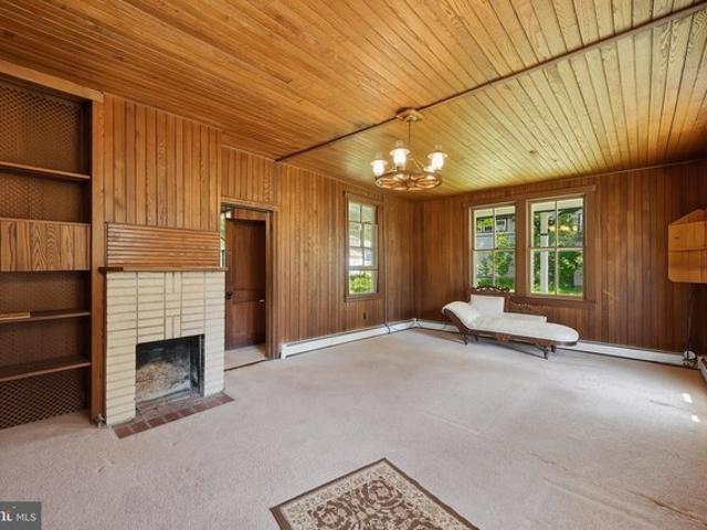 House for sale in Garrett, Maryland
