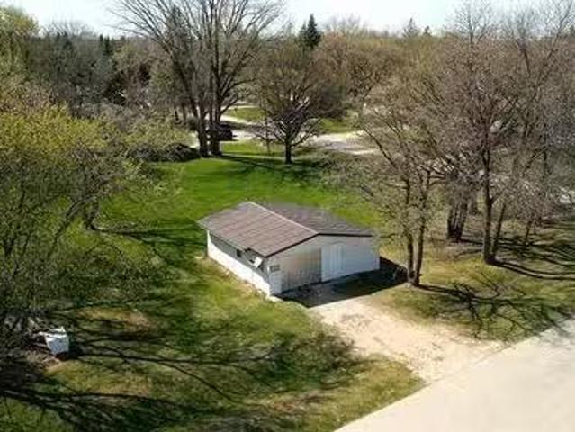 House for sale in Dominion City, Manitoba