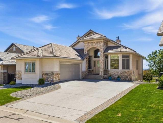 Condo for sale in Alberta