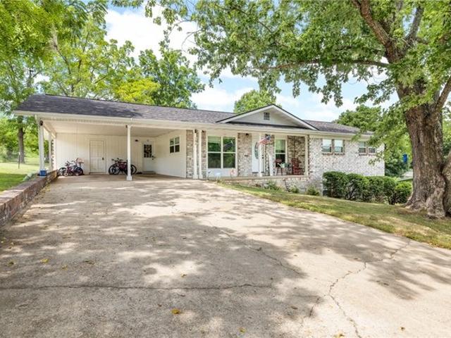 House for sale in Ark
