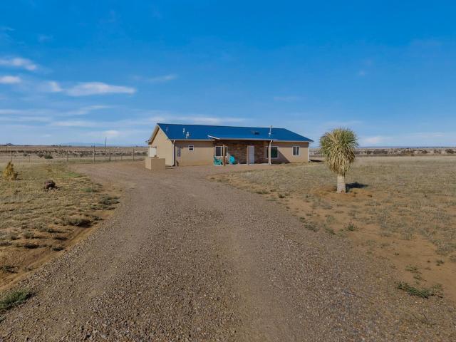 House for sale in Edgewood, New Mexico