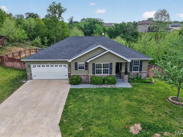 House for sale in Saint Robert, Missouri