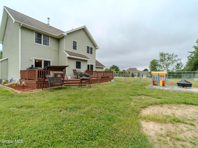House for sale in Broadalbin