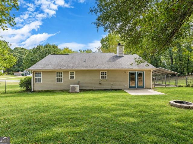 House for sale in Ednaville, Braselton
