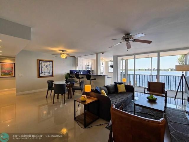 Condo for rent in Oakland Park