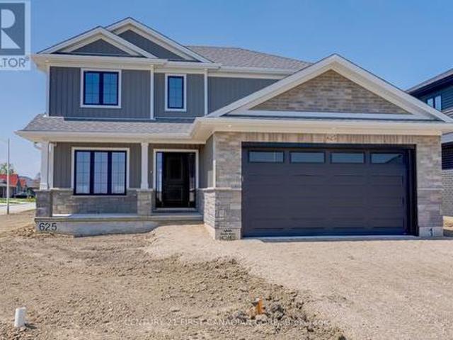 House for sale in Lucan-biddulph, Ontario