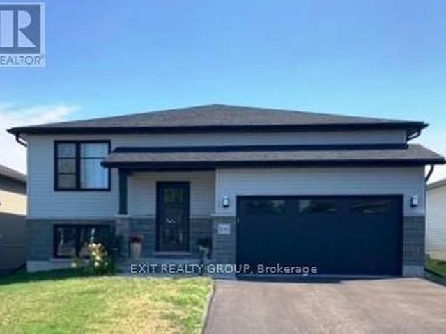 House for rent in Quinte West, Ontario