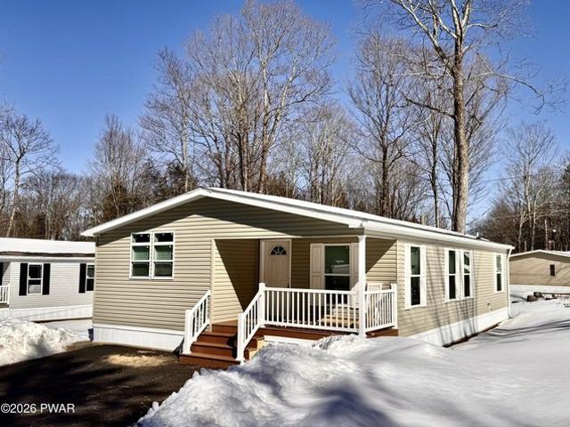 House for sale in Canadensis, Pennsylvania