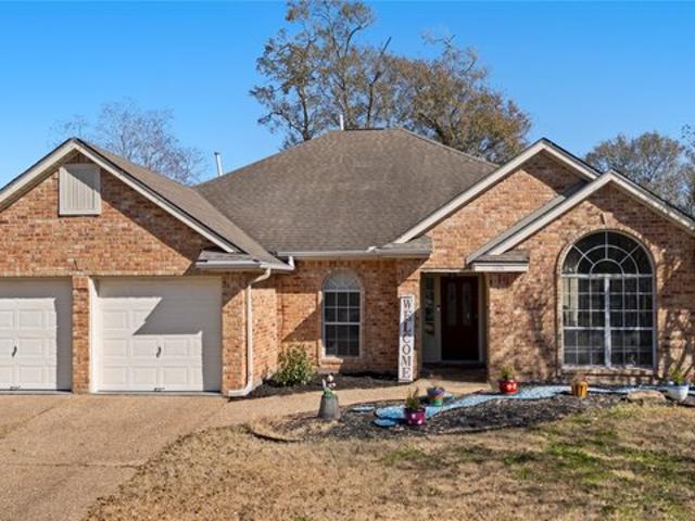 House for sale in Bridge City, Texas