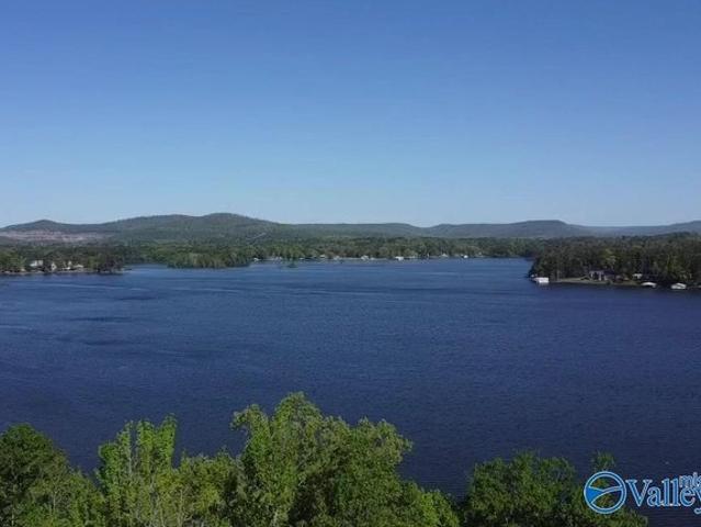 Land for sale in Scottsboro, Alabama