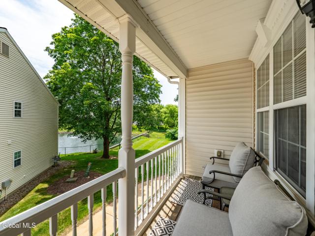 Townhouse for sale in Schenectady Townhouse for sale in Schenectady