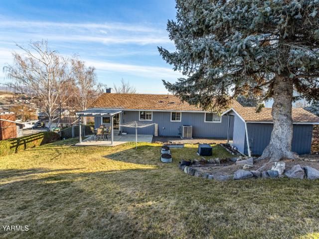 House for sale in Selah, Washington
