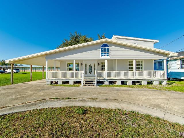 Property for sale in Golden Meadow, Louisiana
