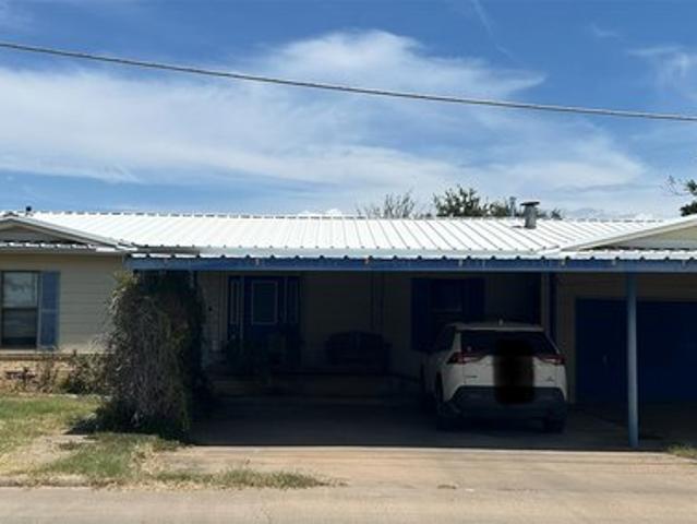 House for sale in De Young, Texas