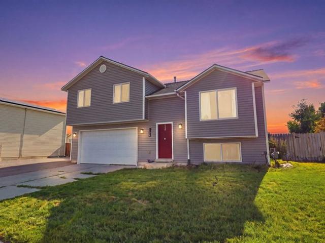 House for sale in Grantsville, Utah