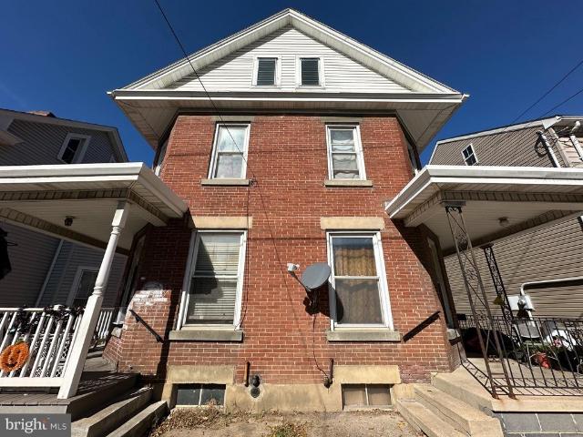 Townhouse for sale in Waynesboro, Franklin County