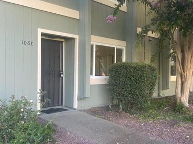 Townhouse for sale in Novato, California