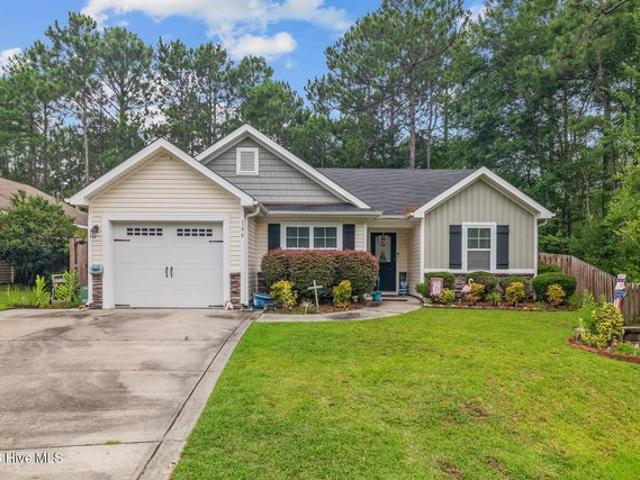 House for sale in Sneads Ferry, North Carolina