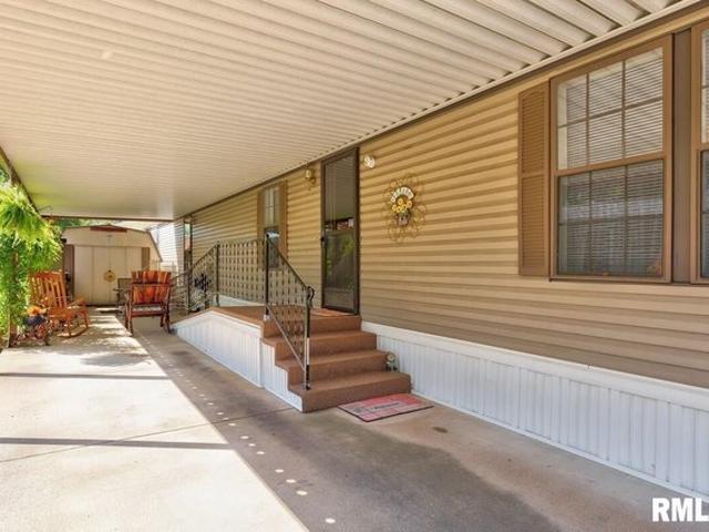 House for sale in Morton, Illinois