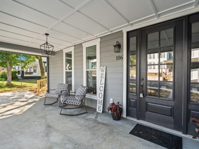 House for sale in Dickson, Tennessee