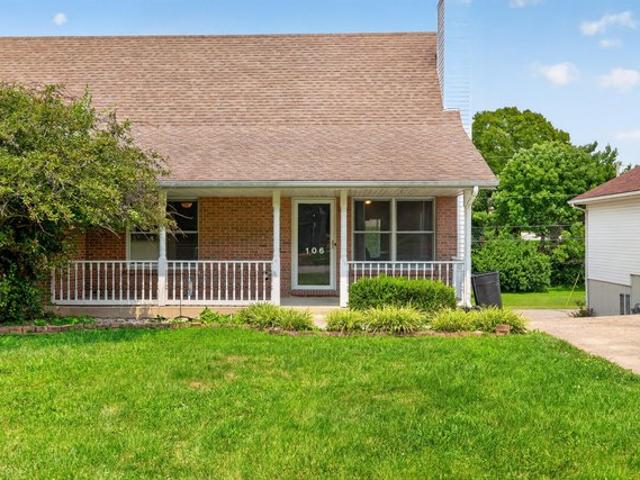 Townhouse for sale in Winchester, Kentucky