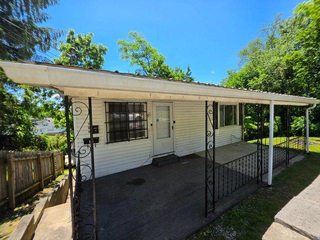 House for sale in Beckley, West Virginia