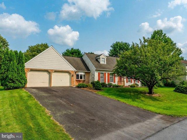 House for sale in Bowmansville, Pennsylvania