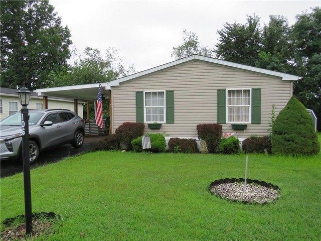 House for sale in Mount Pleasant, Pennsylvania