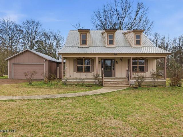House for sale in Mendenhall, Mississippi