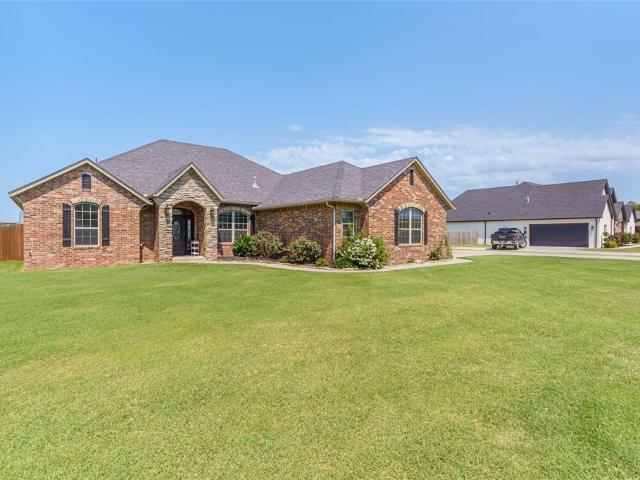 House for sale in Clinton, Oklahoma