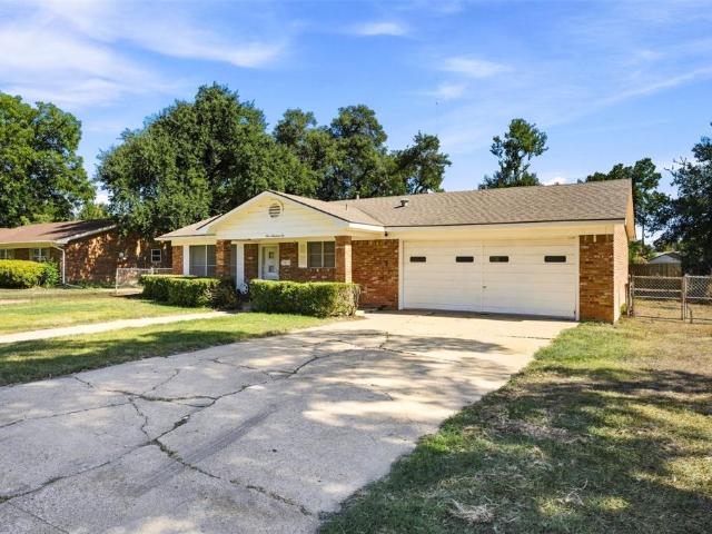 House for sale in Marlin, Texas