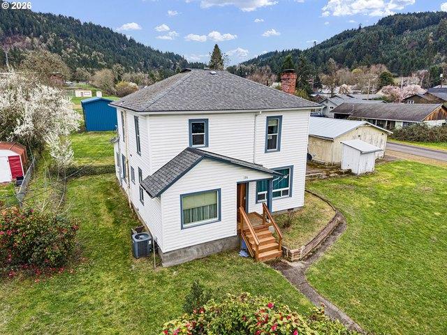 House for sale in Oregonia