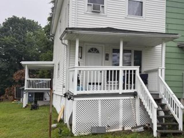 Townhouse for sale in Brockton, Pennsylvania