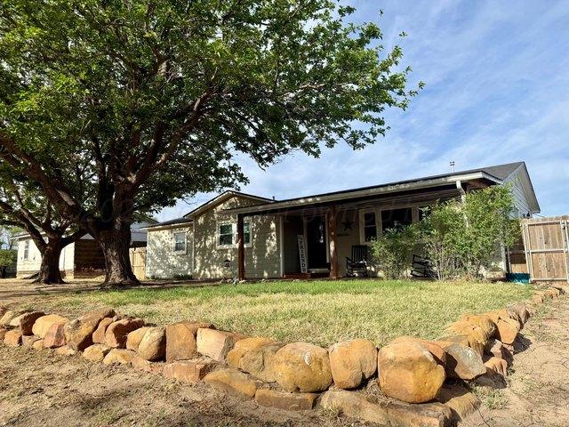 House for sale in Stinnett, Texas
