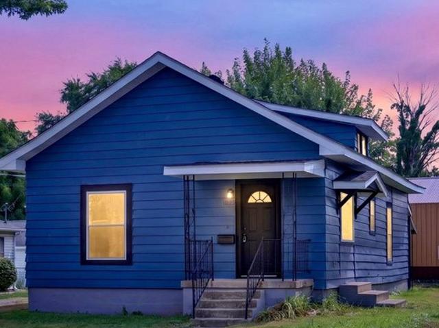 House for sale in Crawfordsville, Indiana