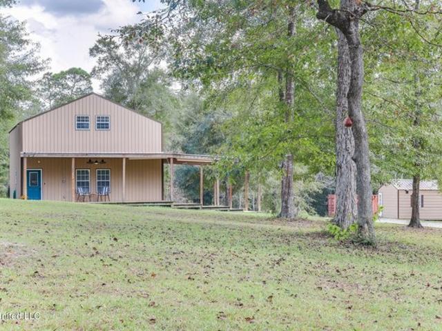 House for sale in Wiggins, Mississippi