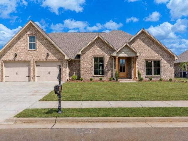 House for sale in Muscle Shoals, Alabama
