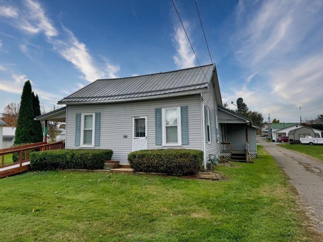 House for sale in Bellville, Ohio