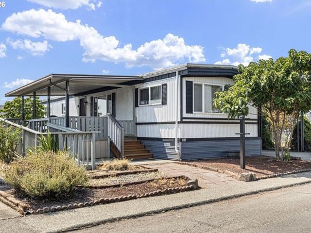 House for sale in Oregonia