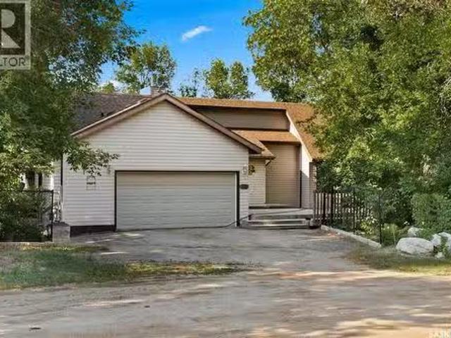 House for sale in Regina Beach, Saskatchewan