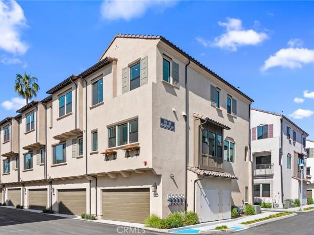 Townhouse for sale in Burbank, California