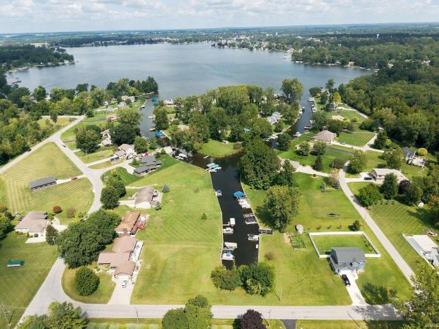 House for sale in Winona Lake, Indiana
