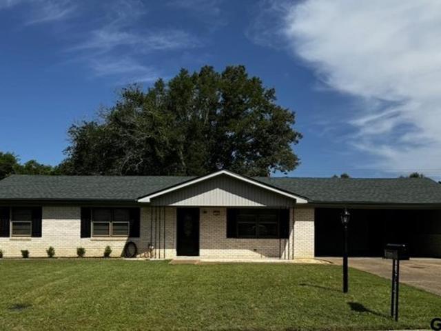 House for sale in Henderson, Texas