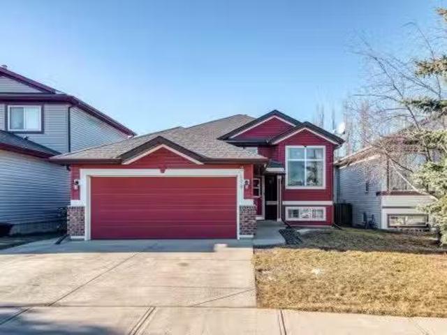 House for sale in Airdrie, Alberta