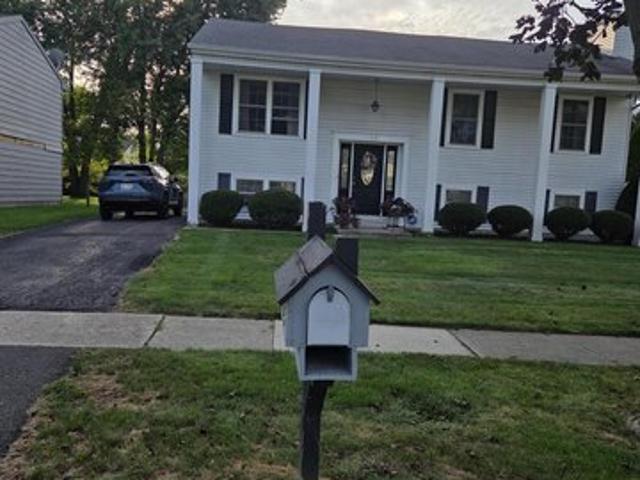 House for sale in Oregon, Lucas County