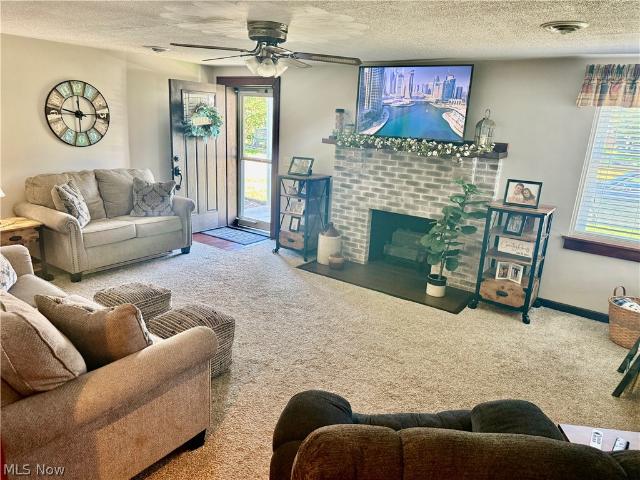 House for sale in Middlebourne, West Virginia