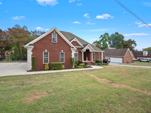 House for sale in Shelbyville, Middle Tennessee