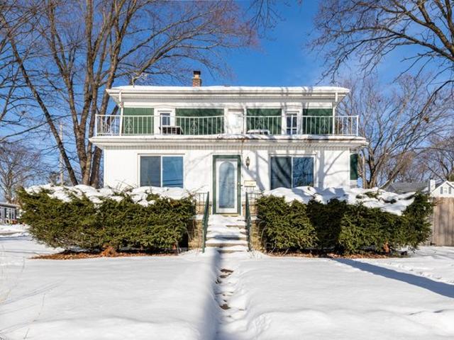 House for sale in Hartford, Wisconsin