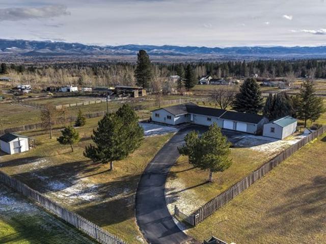 House for sale in Ravalli, Montana