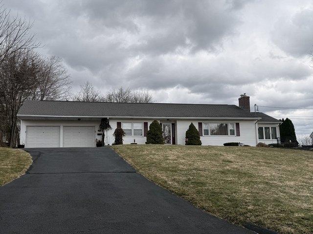 House for sale in Hampden, Massachusetts